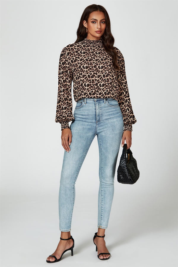 Blouse met luipaardprint, lange mouwen en hoge hals in bruin