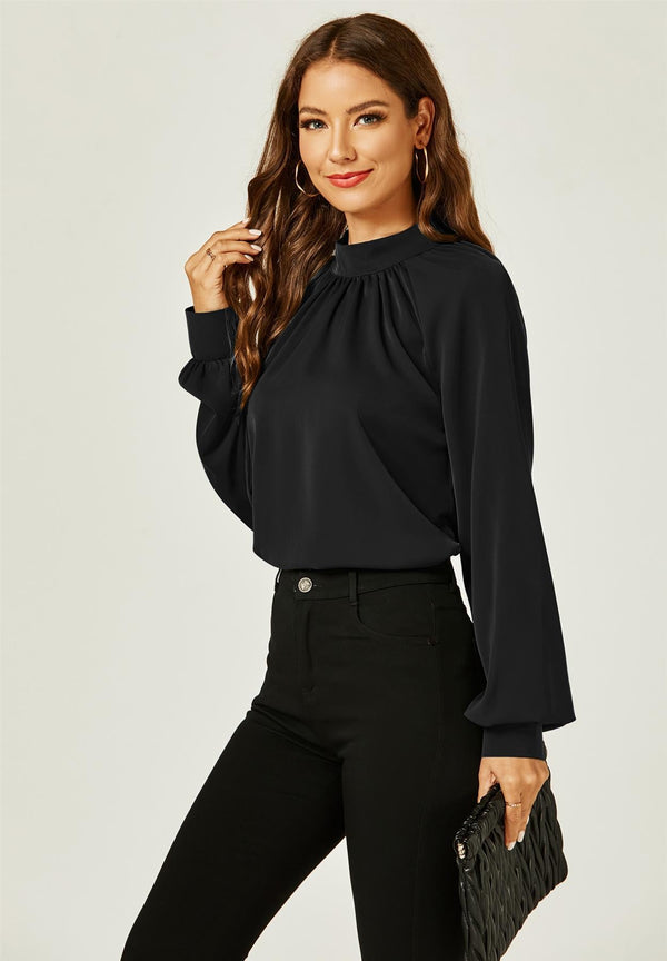 Blousetop met halternek en lange mouwen in zwart