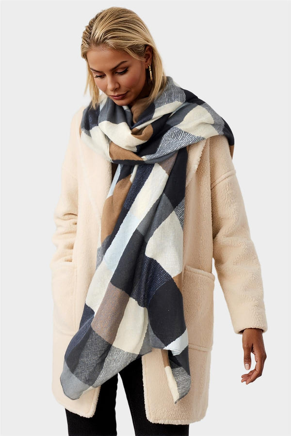 Geo Print Sjaal in Bruin &amp; Zwart &amp; Grijs