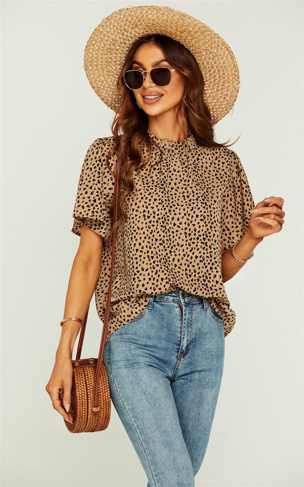 Top/blouse met hoge hals en kleine hartjesprint in beige