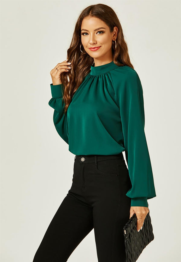 Blousetop met halternek en lange mouwen in groen